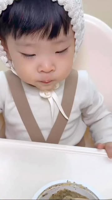 엘빈즈 이유식 광고 소재