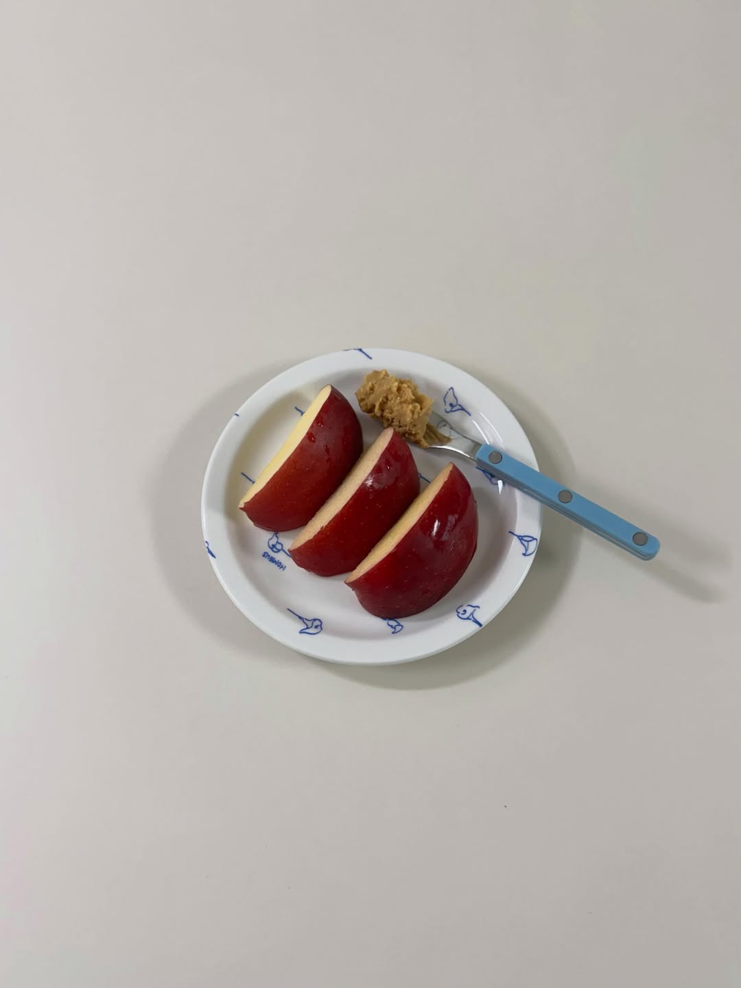 넛츠어바웃 땅콩버터 광고 소재