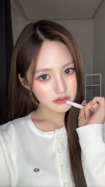 오드타입 Oddtype 광고 소재