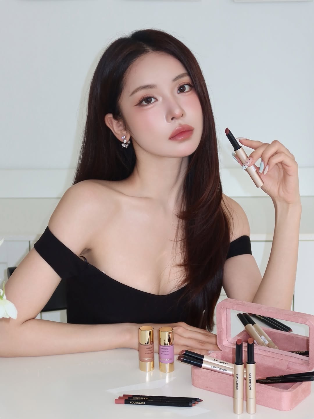 아워글래스 광고 소재