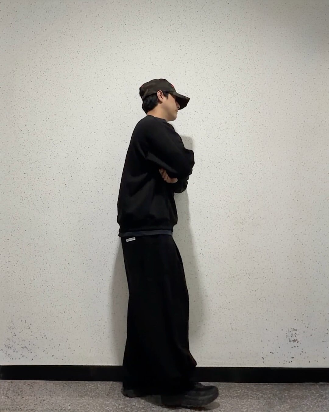 언탭트스튜디오 광고 소재