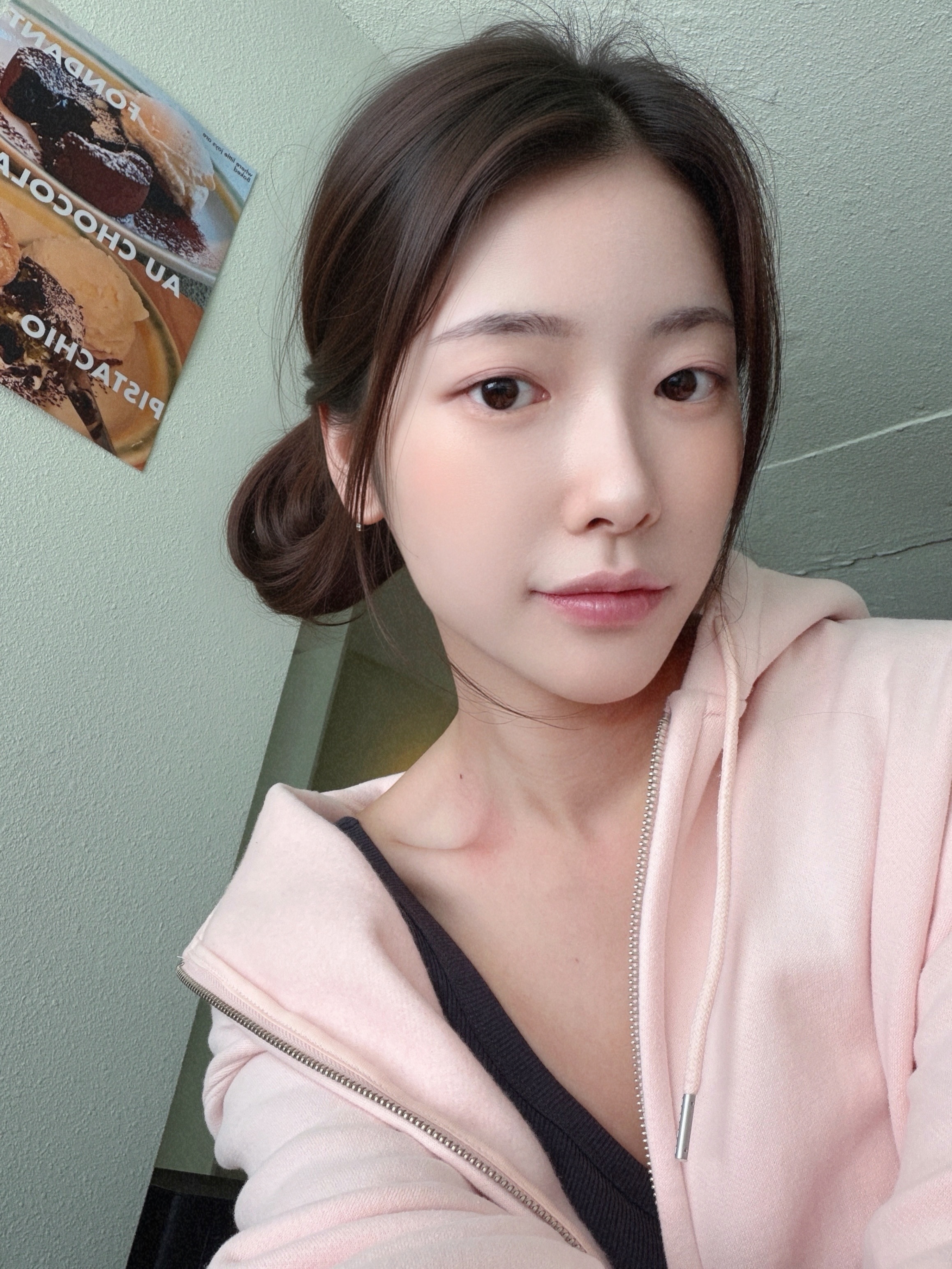 LAZYZ 레이지지 광고 소재