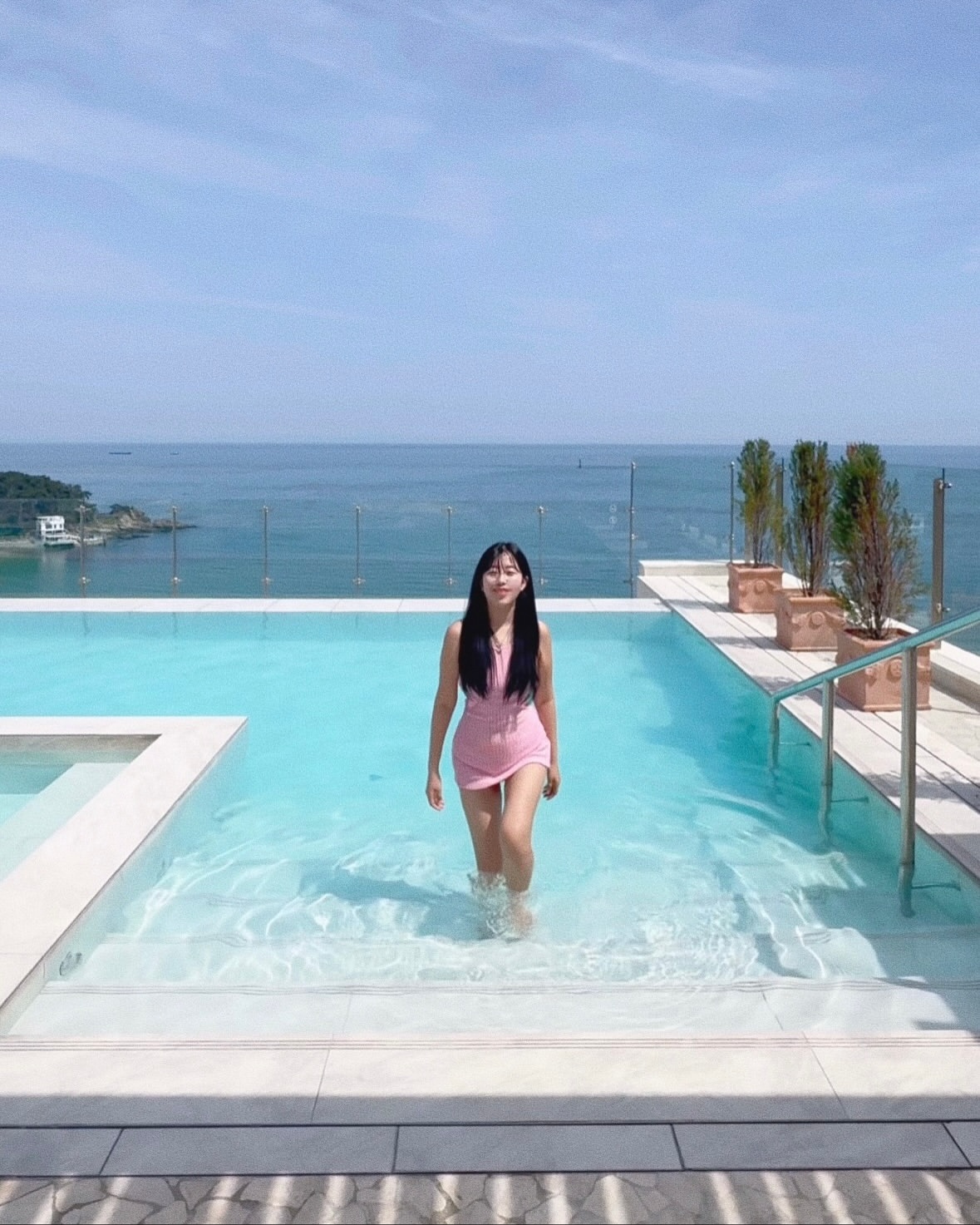 더 쿨리스트 호텔 광고 소재