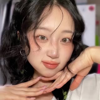 지냐 Jɪɴʏᴀᴀ