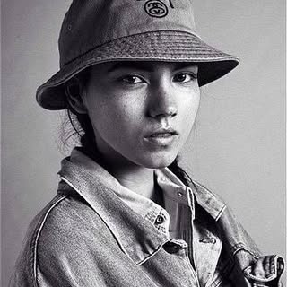 우먼 스트릿웨어(Women Streetwear)