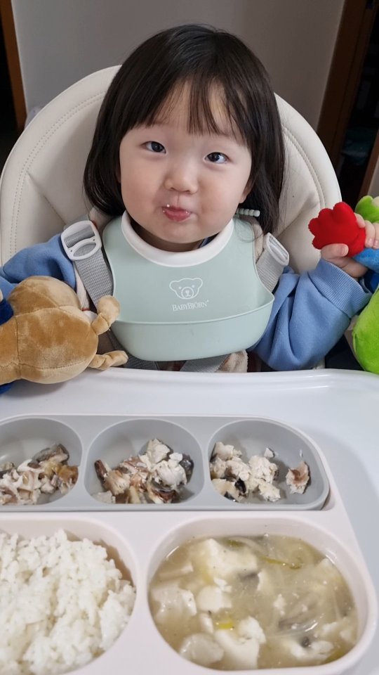 @hkjshs_baby이 올린 아이한끼👩‍🍳 태그 게시물