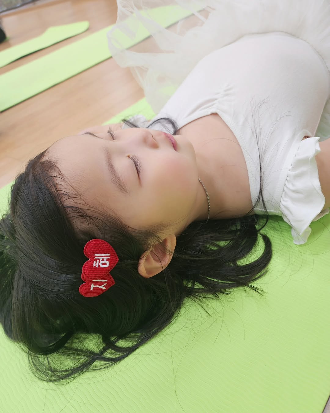 @hoon_rong_이 올린 하라베베 / 네임핀 전문🌼/ 수제 헤어핀 머리핀 / 어린이집선물 태그 게시물