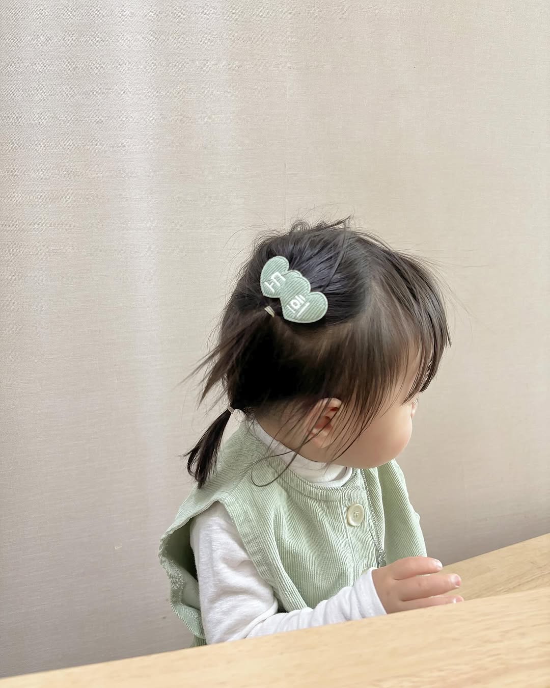 @litt.chuu이 올린 하라베베 / 네임핀 전문🌼/ 수제 헤어핀 머리핀 / 어린이집선물 태그 게시물