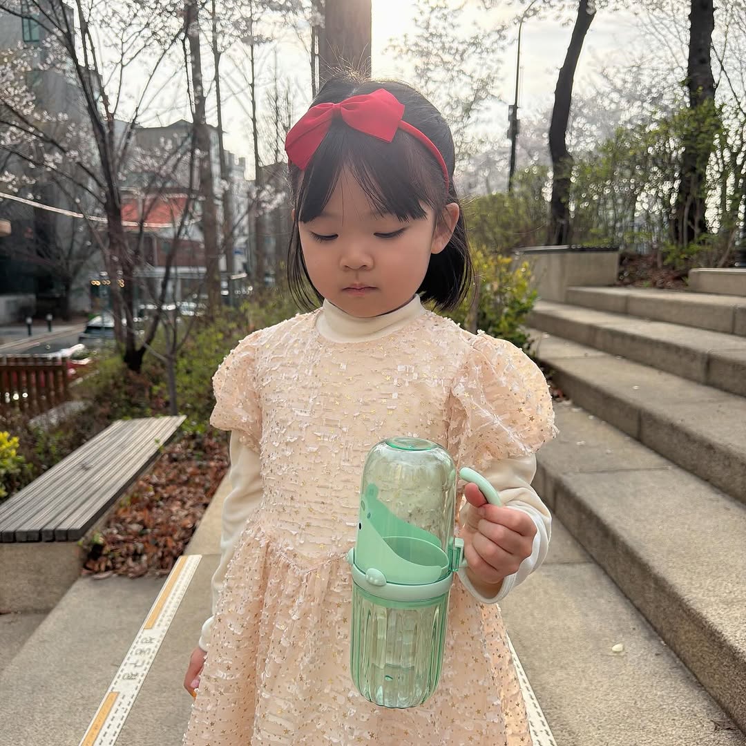 @aura__hyo이 올린 순수백과 태그 게시물