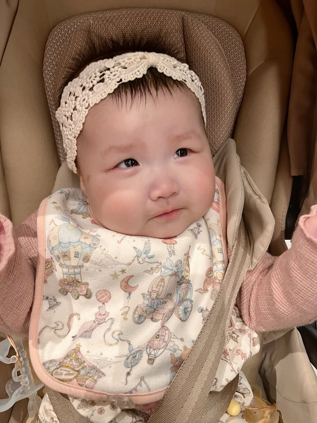 @jiae.nohhh이 올린 레브리 뷔아 태그 게시물