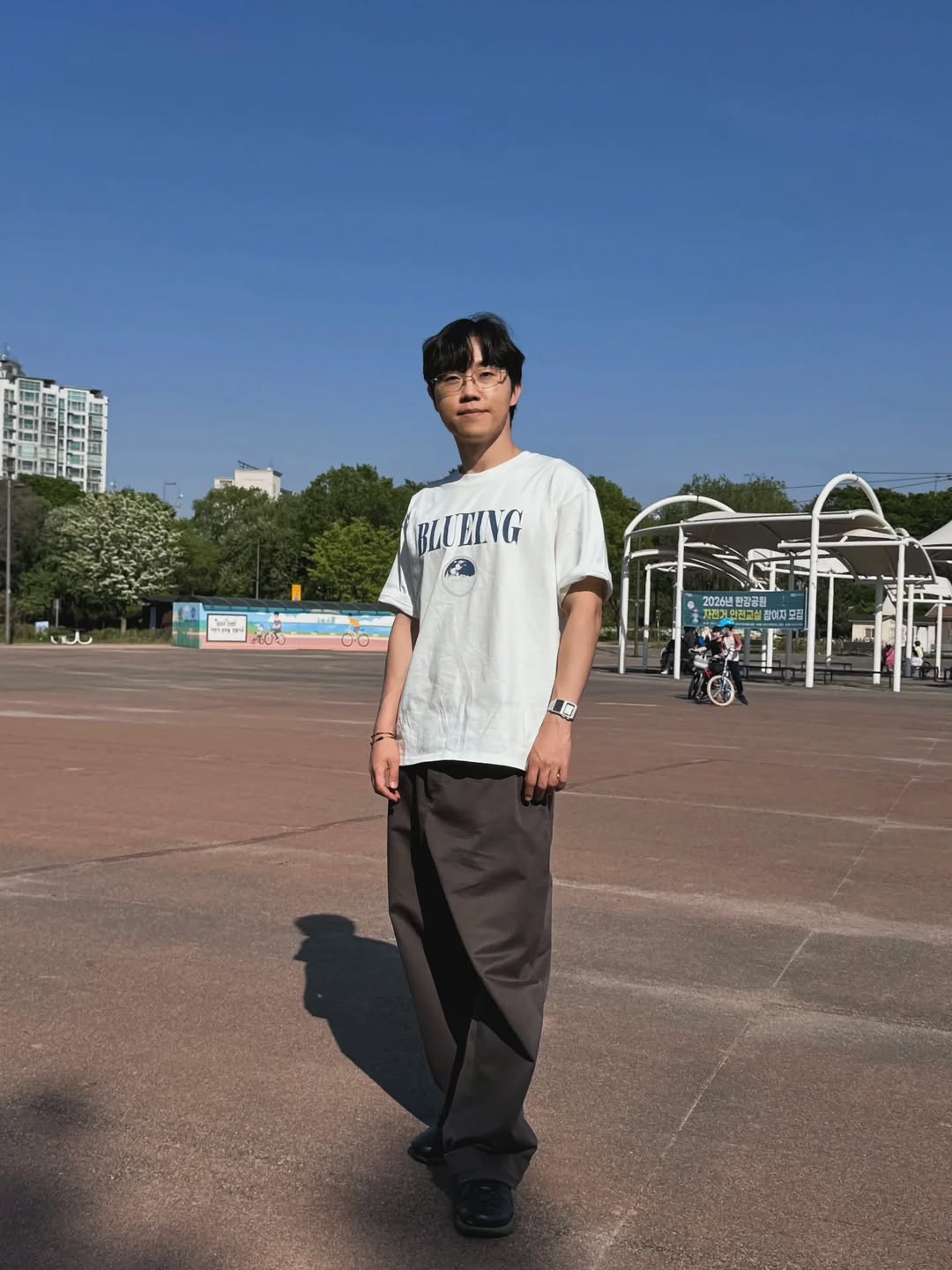 @gadul.lowkey이 올린 BLUEING 태그 게시물