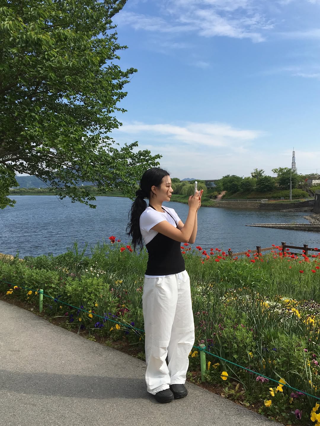 @hyunzuuu이 올린 earthcalmera 태그 게시물