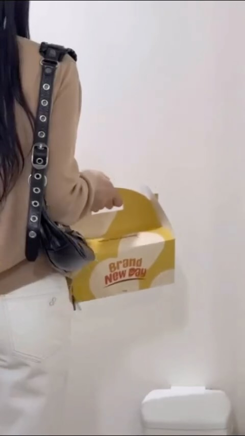 @a_b._.b_ang이 올린 브랜뉴데이 오버나이트 오트밀 태그 게시물