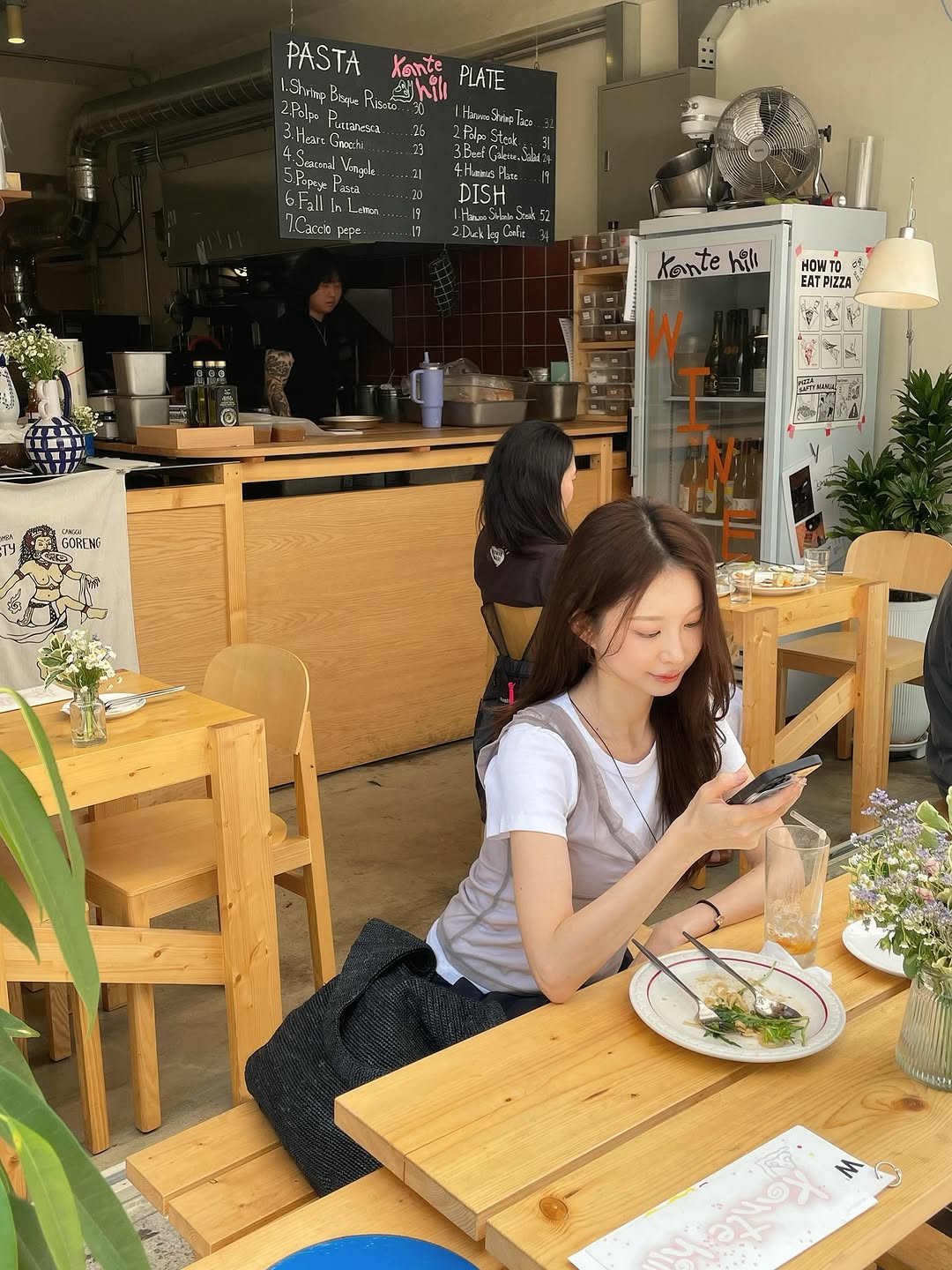 @_dasoonii_이 올린 헌치 HUNCH 태그 게시물