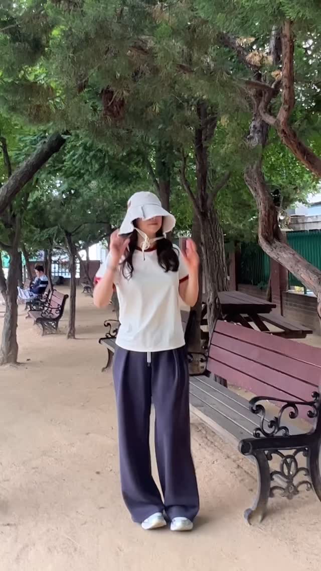 @black0_0pearl이 올린 멜라 밀라 태그 게시물