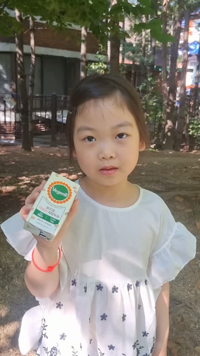 @roroyy999이 올린 LOW CLUB 태그 게시물