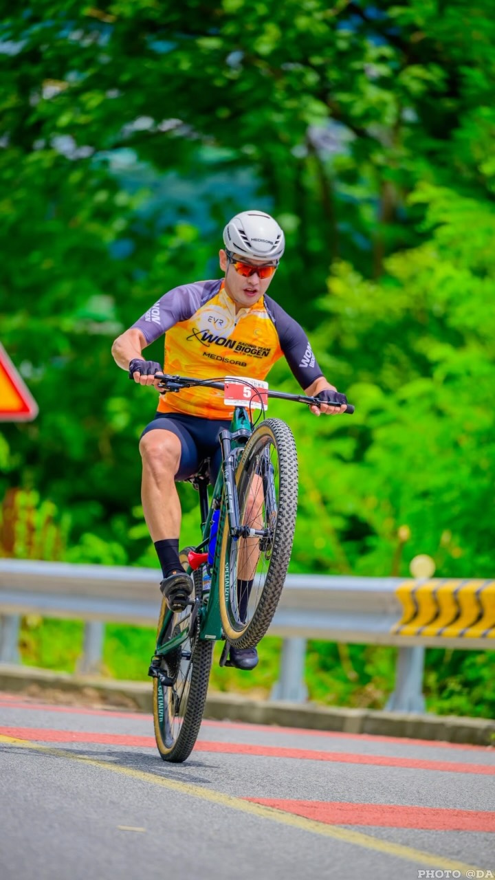 @cyclepresident이 올린 쭈스터🧏🏼‍♂️ 태그 게시물