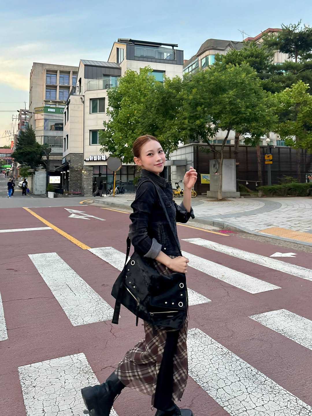 @s.seolm이 올린 RAIMENT 태그 게시물