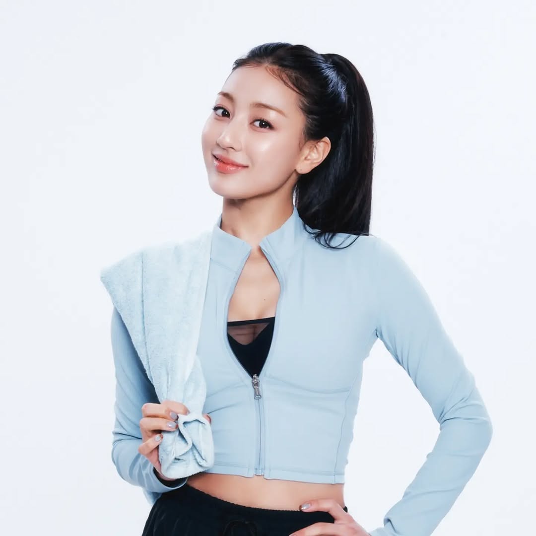@godjihyo.indo이 올린 비너스 VENUS 태그 게시물