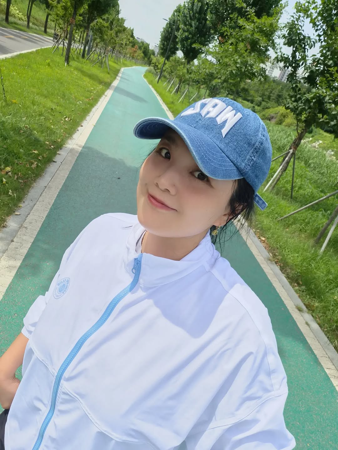 @dmsgklee이 올린 레이지비 태그 게시물