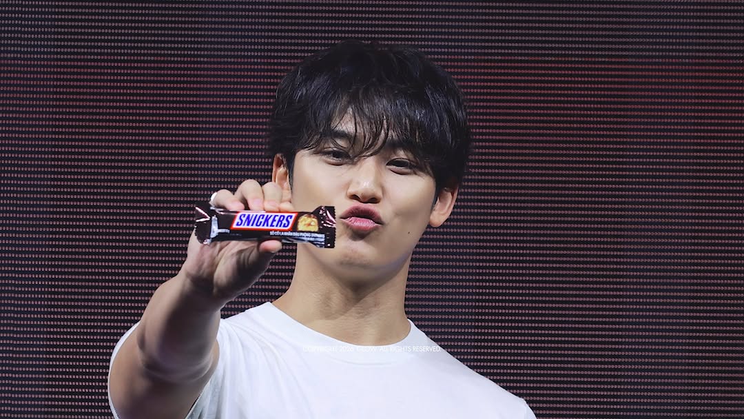 @9yuro_k이 올린 SNICKERS KOREA 태그 게시물