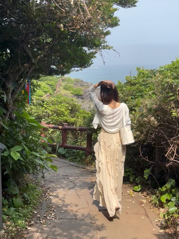 @charm_eu이 올린 RAIMENT 태그 게시물