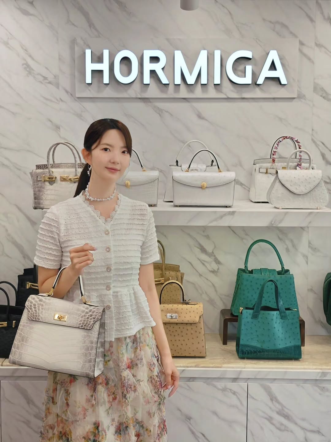 @michellelee.official이 올린 Hormiga 태그 게시물