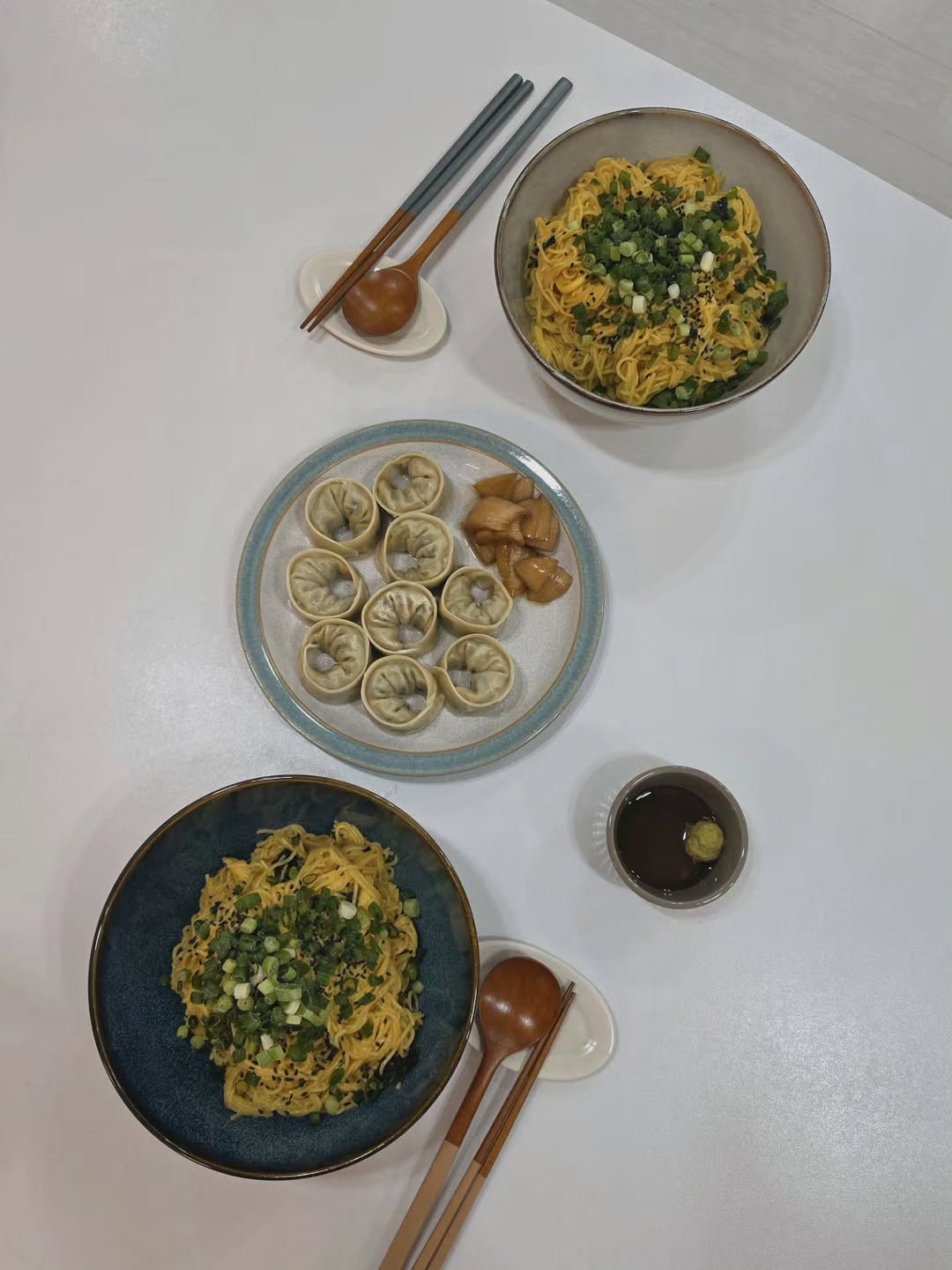 @mozziii_home이 올린 니콧 태그 게시물