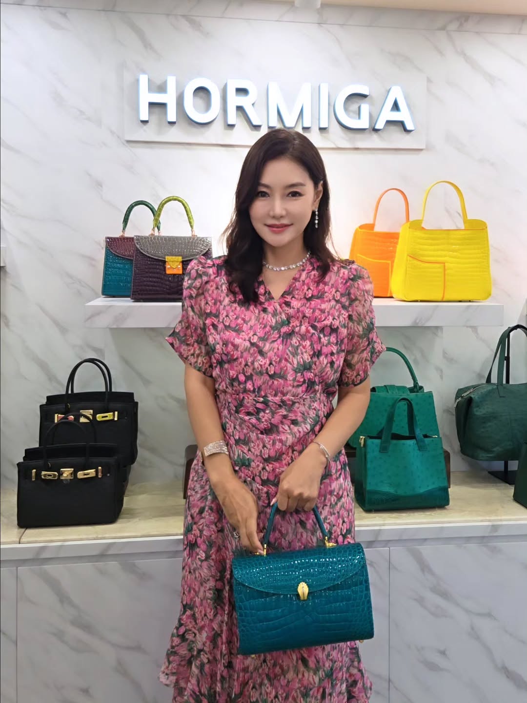 @muselove35이 올린 Hormiga 태그 게시물