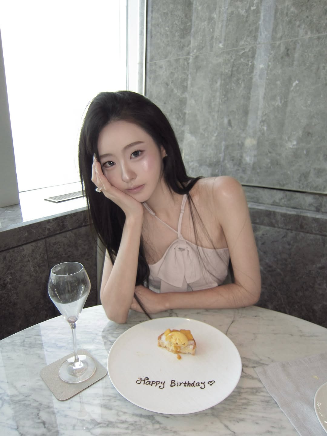 @yeeunll이 올린 NOT YOUR ROSE 태그 게시물