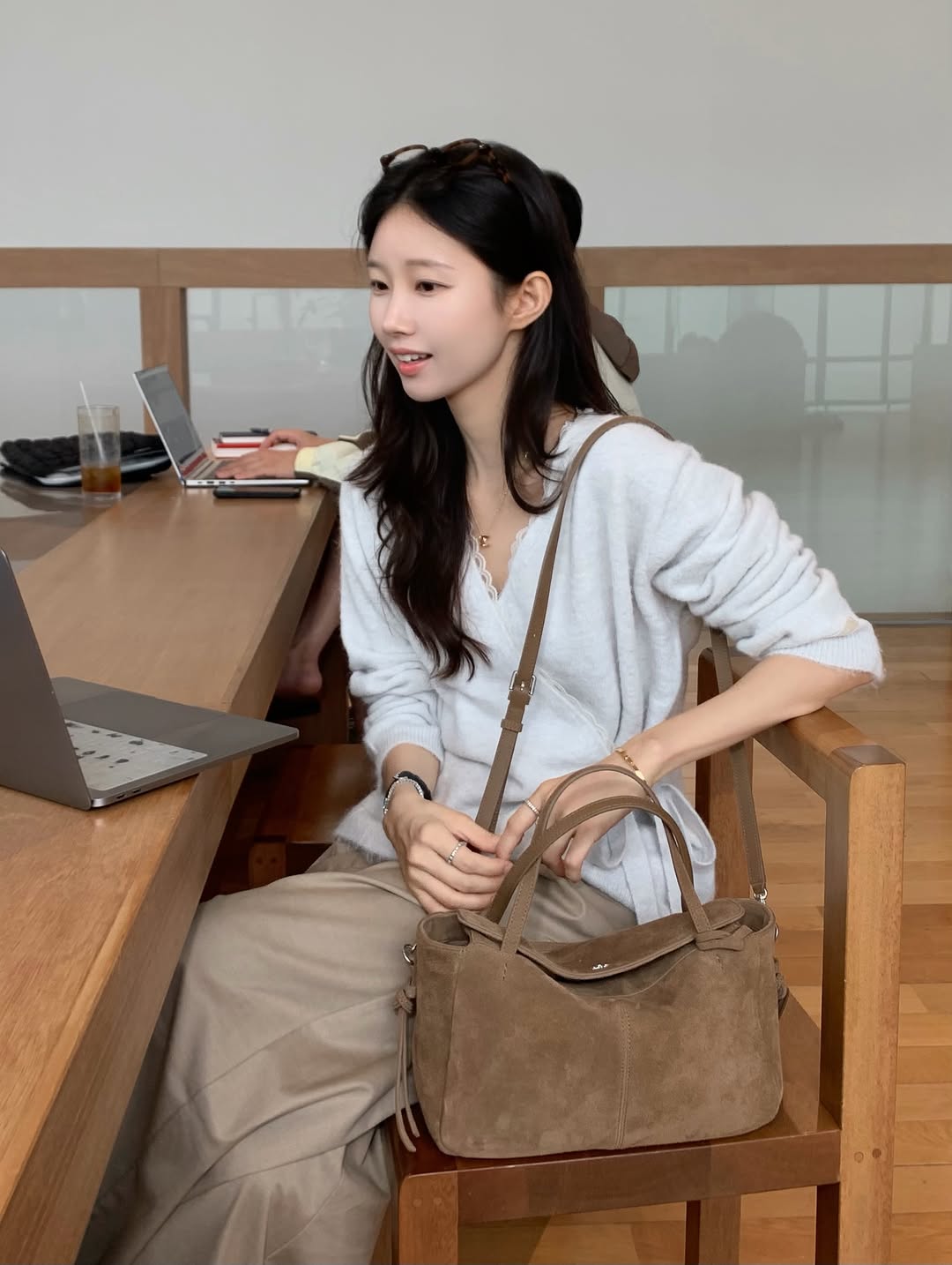 @eolira이 올린 아떼 BAG&ACC 태그 게시물