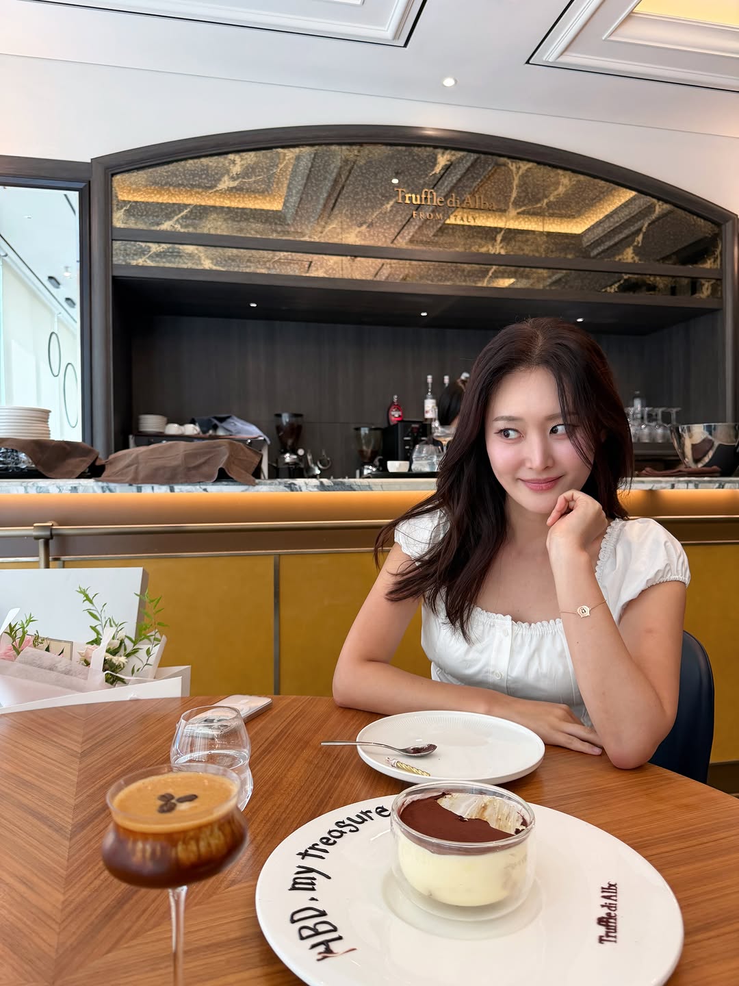 @doana94이 올린 SISLEY KOREA 태그 게시물