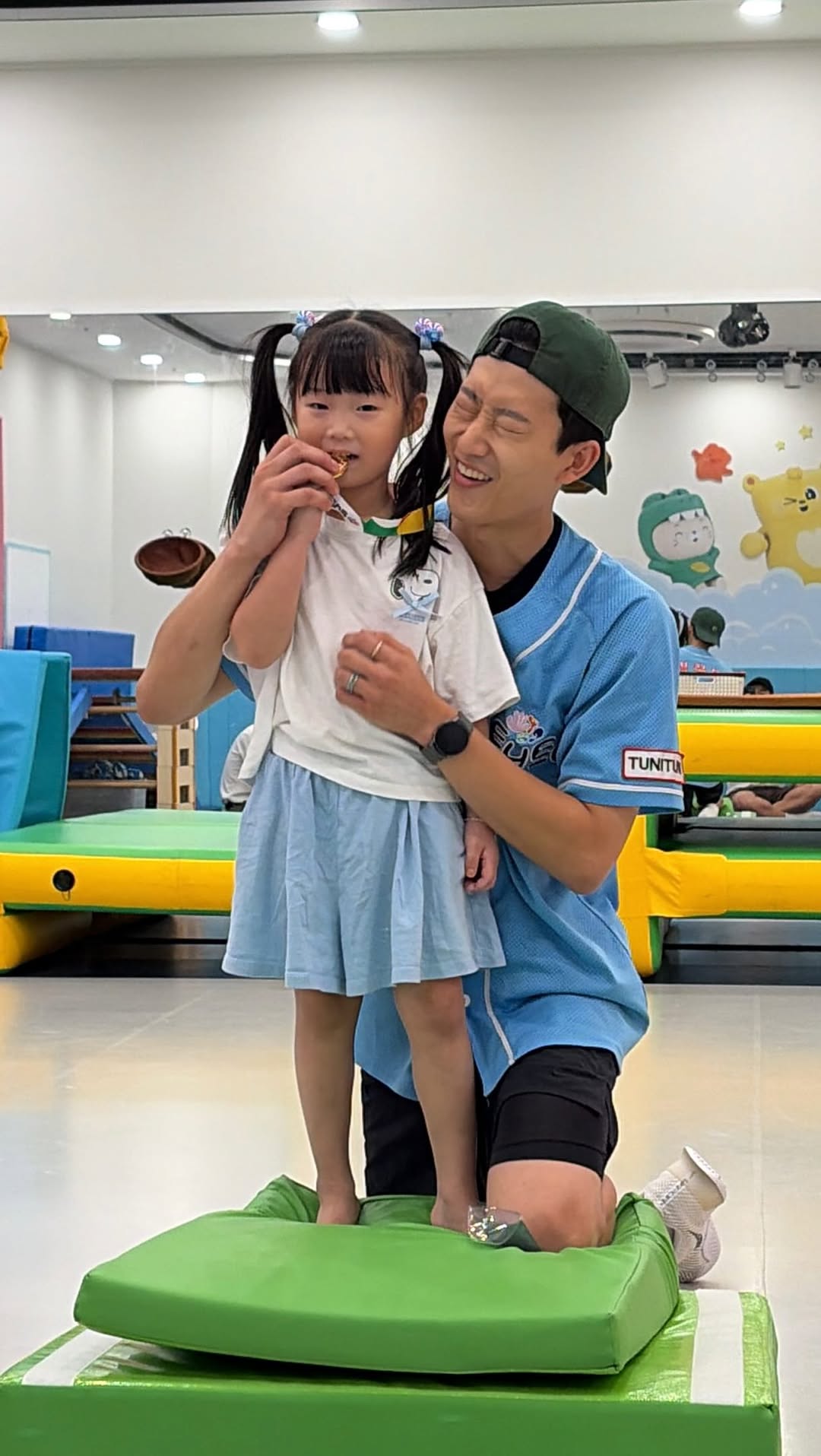@a._.sini이 올린 트니트니 태그 게시물