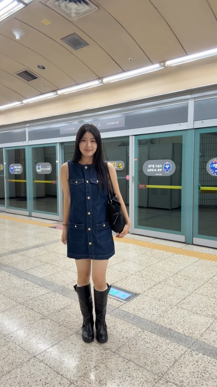 @szz.eong이 올린 𝐊𝐨𝐦𝐨𝐫𝐞𝐛𝐢 𝐌𝐮𝐬𝐞𝐮𝐦 𝐎𝐟𝐟𝐢𝐜𝐢𝐚𝐥 태그 게시물