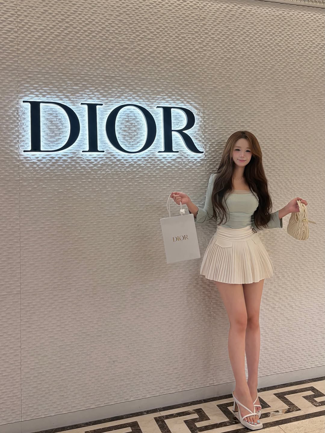 @bijoulavien이 올린 노티드 태그 게시물
