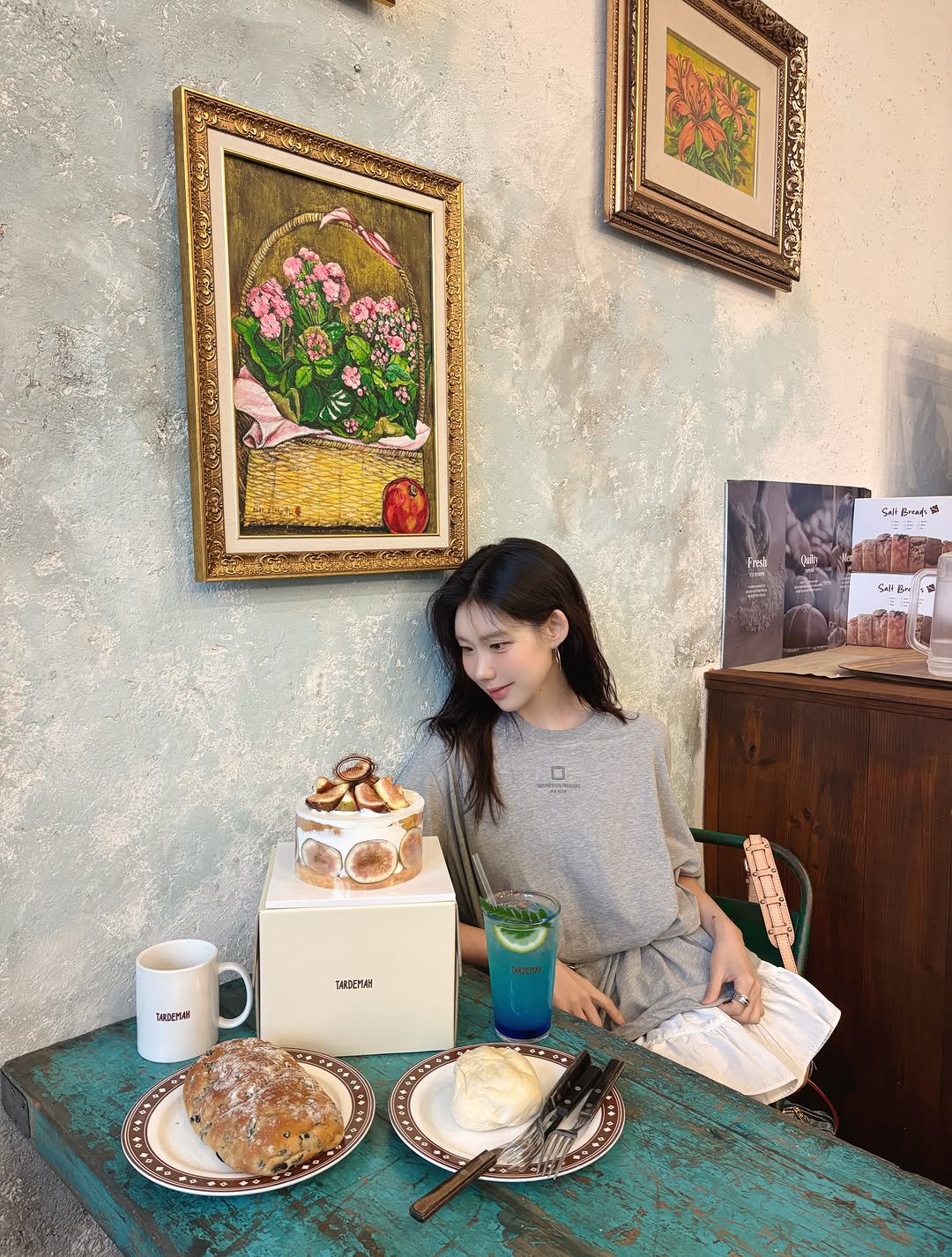 @effyismyownmuse이 올린 타르데마베이커리 태그 게시물