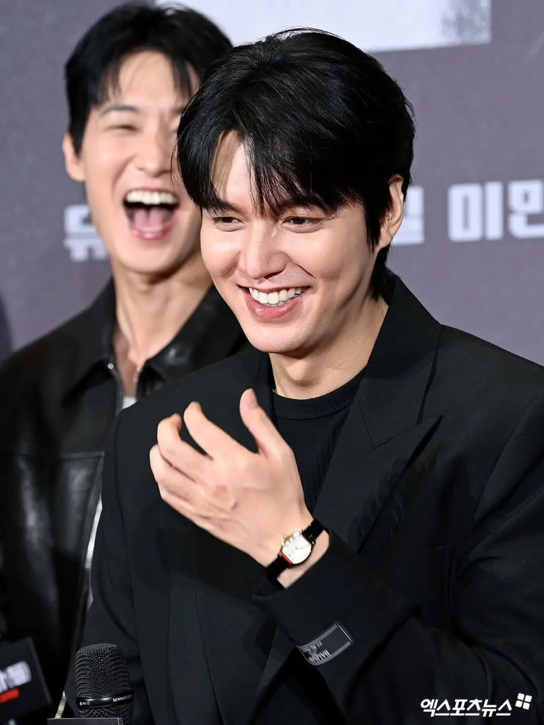 @manju.prasa이 올린 딥 매거진 태그 게시물