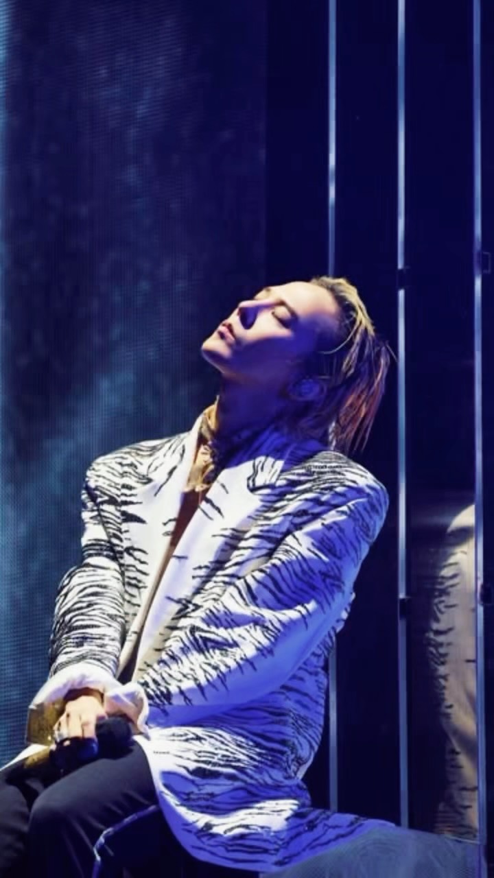 @bbtgtds이 올린 G-DRAGON 태그 게시물