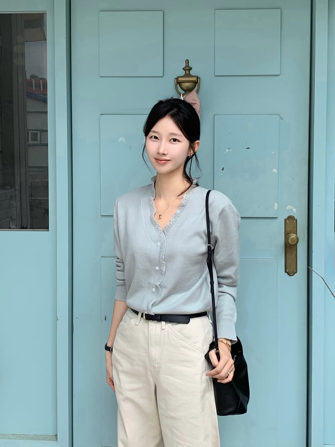 @eolira이 올린 헌치 HUNCH 태그 게시물