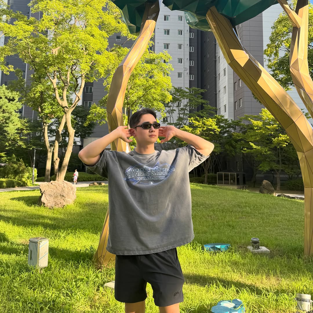 @two_onezero이 올린 피지컬가먼츠 태그 게시물