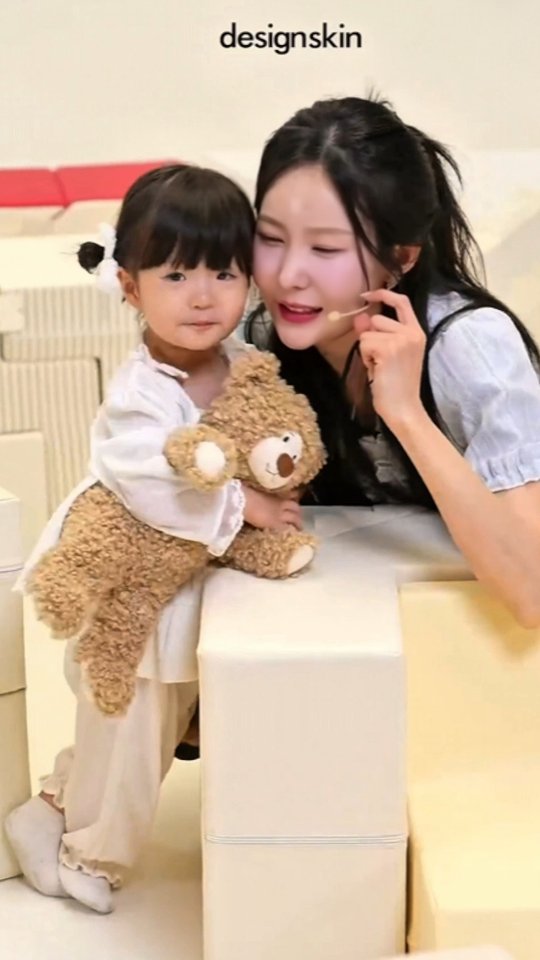 @parkhayan.kr이 올린 디자인스킨 태그 게시물