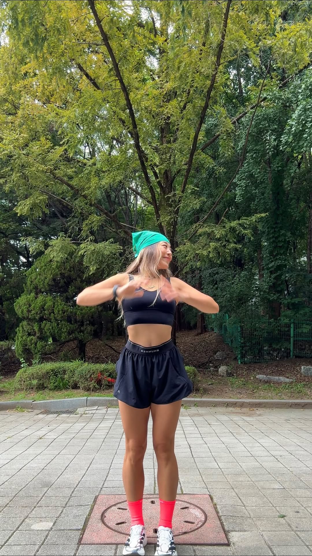 @jenniefitlove이 올린 런허 RHUNHER 태그 게시물