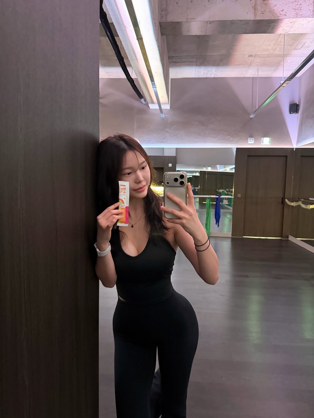 @_hang.2이 올린 마음껏 드세요😋 태그 게시물