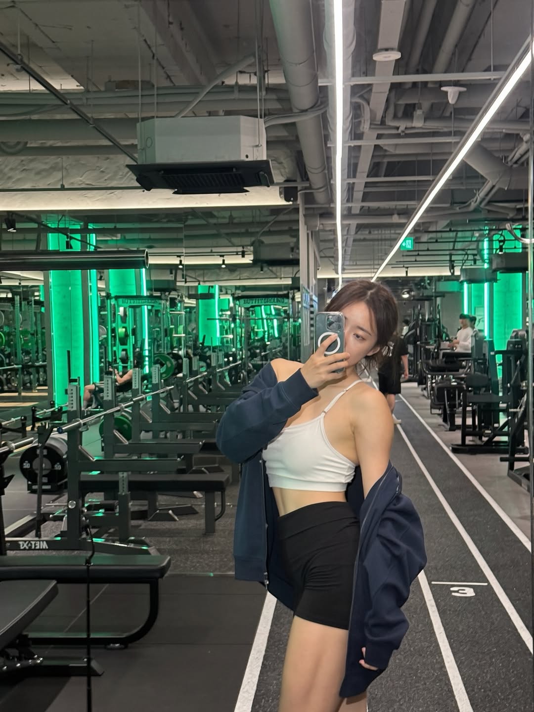 @hyeribaileyy이 올린 웨이든 태그 게시물