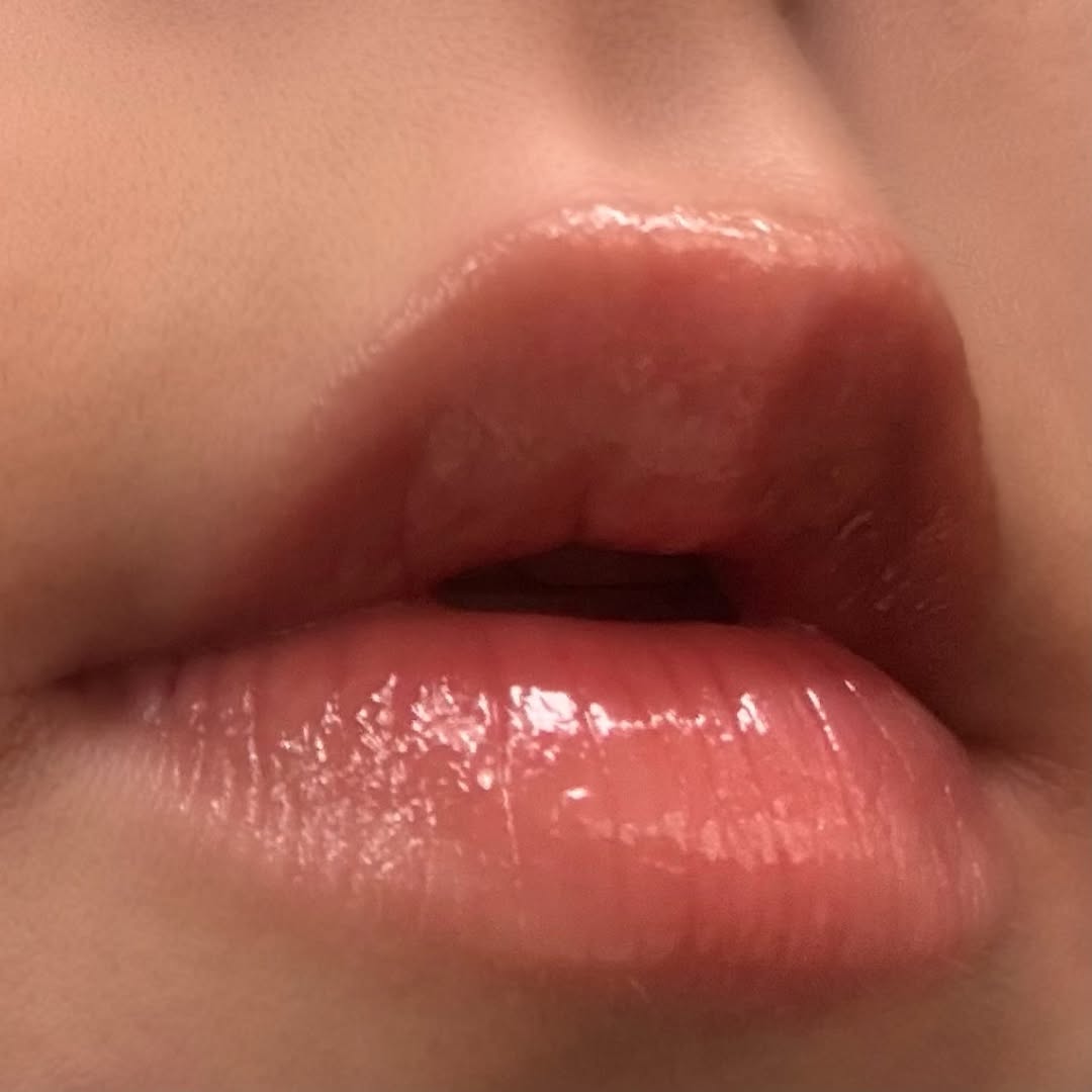 @qnfclswjfgksdlftkdrp이 올린 엔트로피 메이크업 태그 게시물