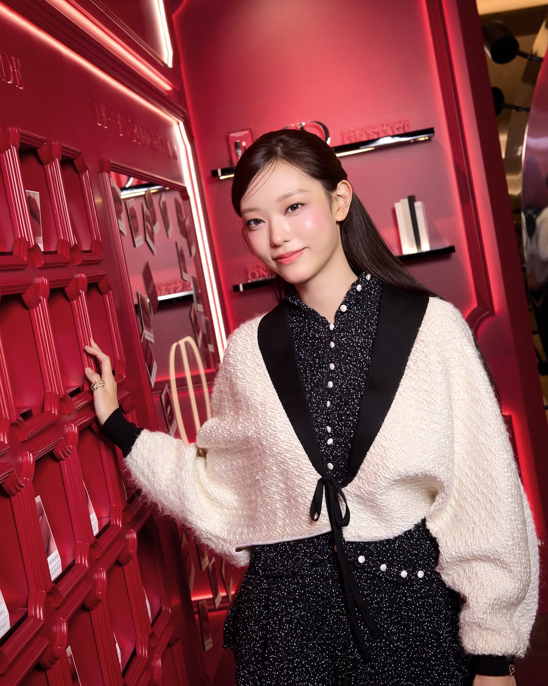 @wkorea이 올린 김재원 태그 게시물