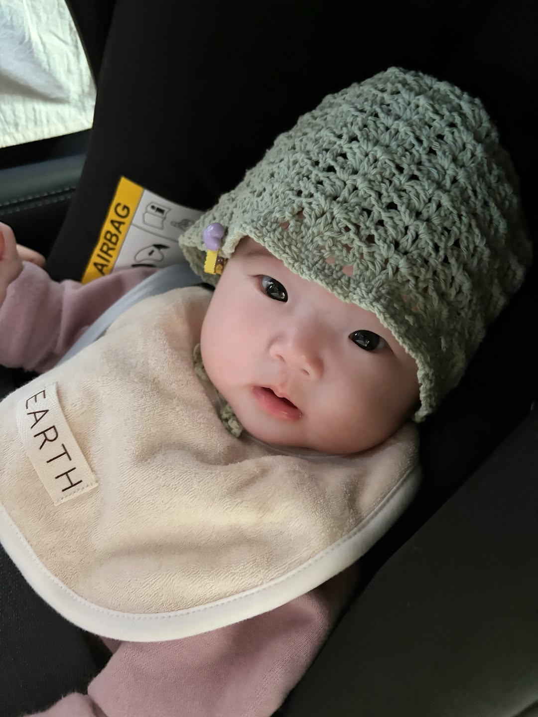 @withchakchak이 올린 밍크뮤 태그 게시물