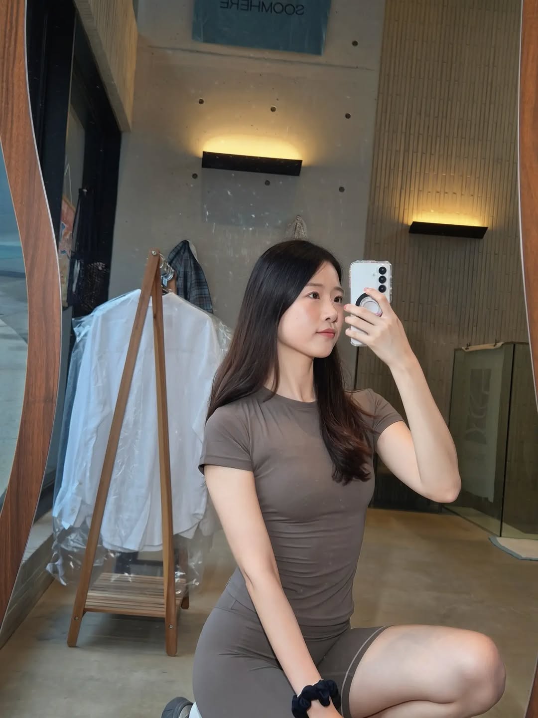 @pilatheone이 올린 ADEVA 태그 게시물
