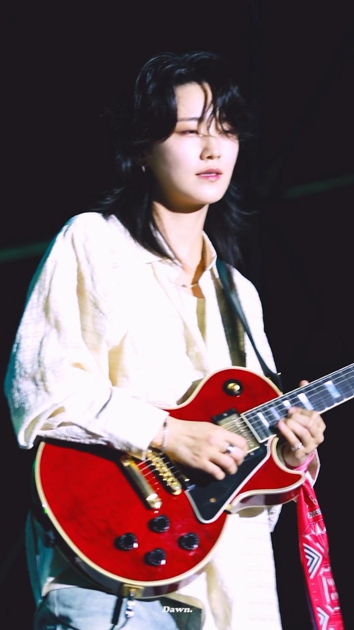 @dawn__0121이 올린 터치드 TOUCHED 태그 게시물
