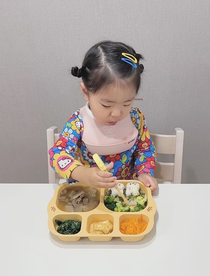 @chae2._.zip이 올린 마더스콘 태그 게시물